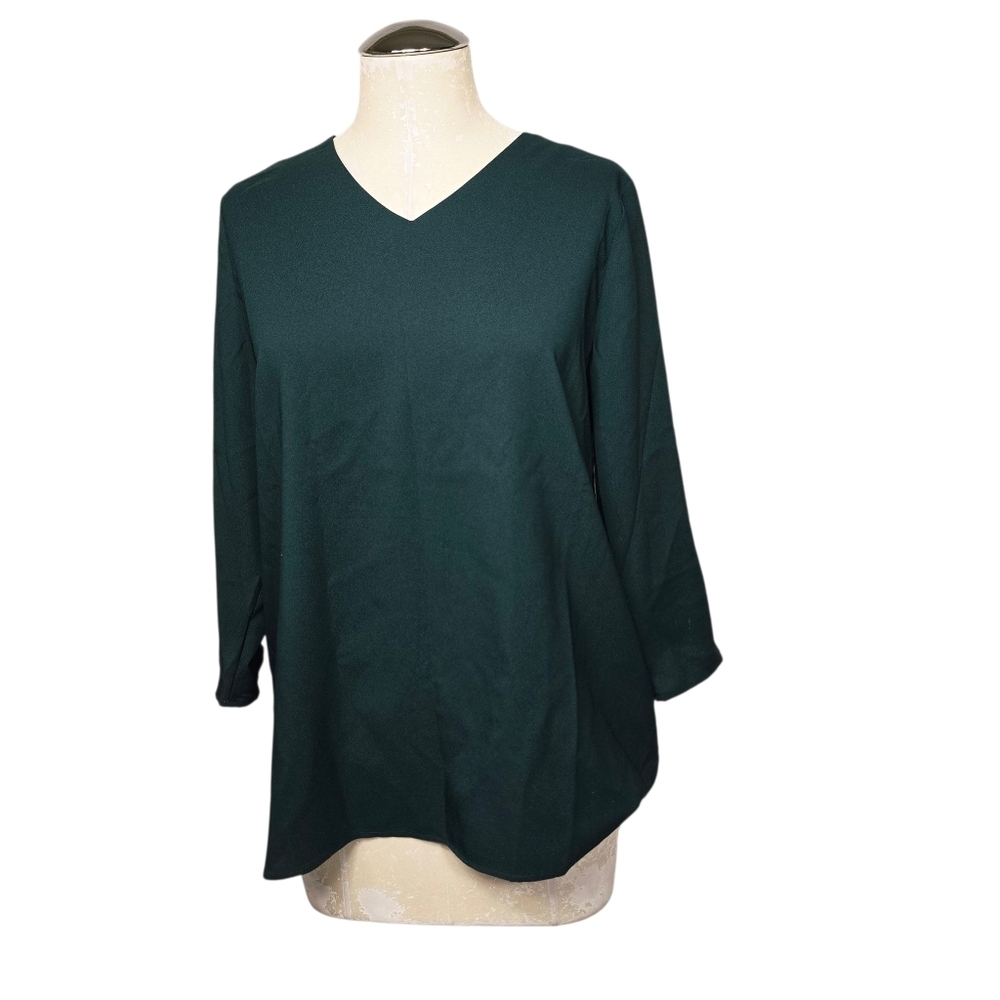 Chico's Green V Neck Back Cut Out Blouse S